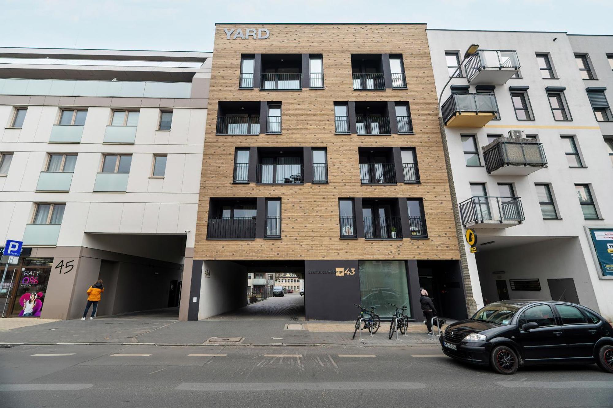 Spacious With Balcony By Rent Like Poznan